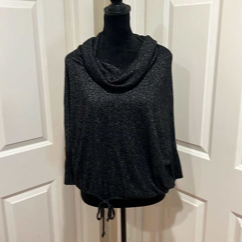 “GREEN ENVELOPE LOS ANGELES”, woman’s, black & white, top. Size large.